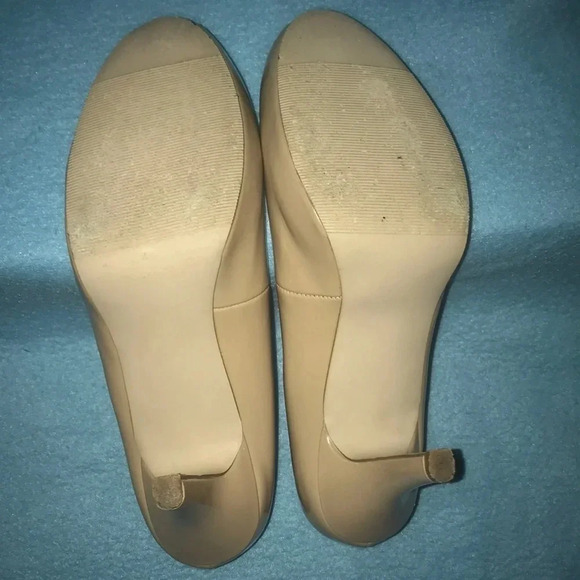 MADDEN GIRL “Getta” Nude vegan patten leather square closed toed heels SZ 7 - Picture 6 of 11